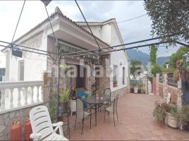  (unifamiliar aïllada), 207 m², près de bus et de train, La Batlloria