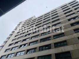 Piso, 199 m², cerca de bus y tren