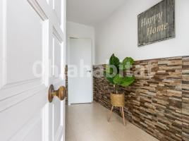  (unifamiliar aïllada), 177 m², près de bus et de train, presque neuf
