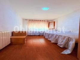Flat, 75 m², near bus and train