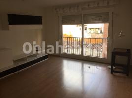 Flat, 121 m², near bus and train