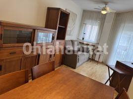 Pis, 46 m², presque neuf
