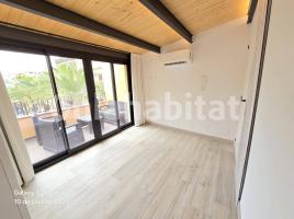Houses (terraced house), 114 m², near bus and train, almost new