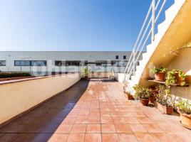 Casa (unifamiliar adossada), 316 m², Zona