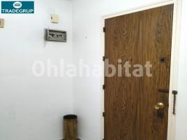 Flat, 119 m², near bus and train
