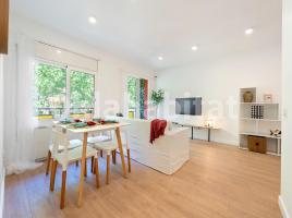 Flat, 80 m², near bus and train
