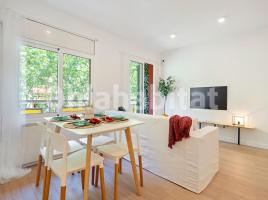 Flat, 80 m², near bus and train