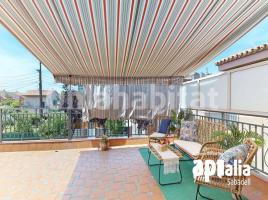 Casa (unifamiliar aislada), 226 m², Zona