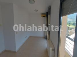 Pis, 93 m²