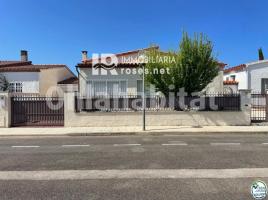 Casa (unifamiliar adossada), 110 m², Zona