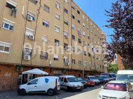 Piso, 70 m², cerca de bus y tren