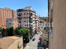Piso, 70 m², cerca de bus y tren
