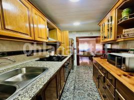 Flat, 57 m², near bus and train