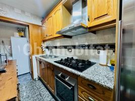 Flat, 57 m², near bus and train