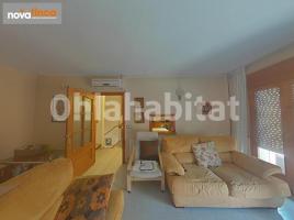 Casa (unifamiliar adosada), 255 m²