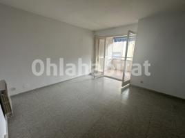 Duplex, 101 m², near bus and train, Calle dels Capellans