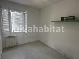 Duplex, 101 m², near bus and train, Calle dels Capellans