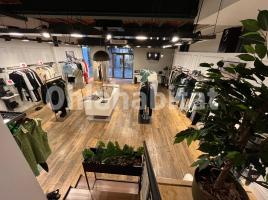 For rent business premises, 230 m², Calle Major