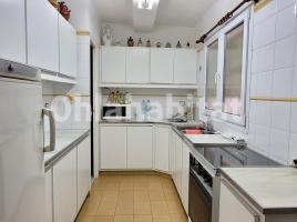 Flat, 100 m², near bus and train, Calle Ferrer i Busquets