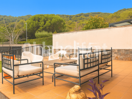 Casa (unifamiliar adossada), 321 m², seminou