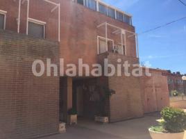 Houses (terraced house), 167 m², almost new, Calle de Carme Riera i Guilera