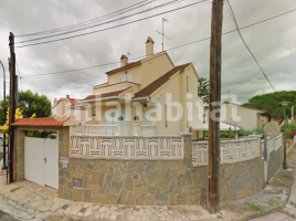  (unifamiliar adossada), 240 m², Calle de Nostra Senyora dels Àngels