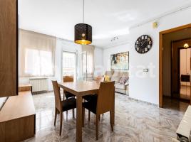 Pis, 93 m², prop de bus i tren, Calle de la Lusitània, 15
