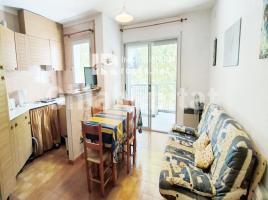 Apartament, 49 m², Zona
