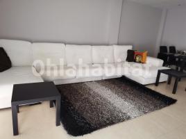 Piso, 150 m², cerca de bus y tren, Calle Bruguera