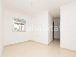 Piso, 37 m², cerca de bus y tren, Calle de Manuel de Falla, 3