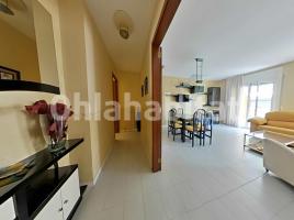 Dúplex, 145 m², cerca de bus y tren