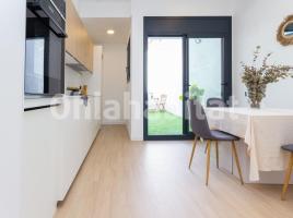 Pis, 84 m², prop de bus i tren
