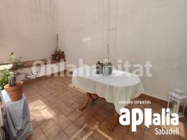 Pis, 90 m², prop de bus i tren