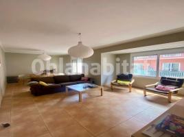 Alquiler piso, 93 m², cerca de bus y tren, Calle de Sostres, 10