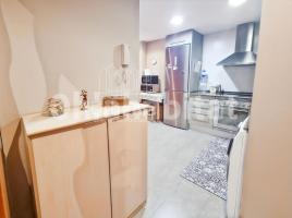 Apartamento, 42 m², seminuevo, Zona