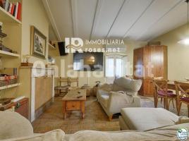 Houses (terraced house), 392 m², Zona