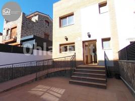 Casa (chalet / torre), 226 m²