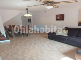  (unifamiliar adossada), 80 m², Calle Illes Canaries