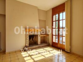 Pis, 103 m², prop de bus i tren