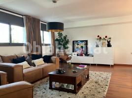 Obra nueva - Casa en, 323 m², nuevo, Calle les Planes
