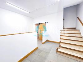 Alquiler oficina, 45 m², cerca de bus y tren, Calle Sant Josep
