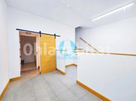 Alquiler oficina, 45 m², cerca de bus y tren, Calle Sant Josep
