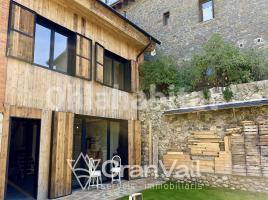 Casa (unifamiliar adossada), 233 m², nou