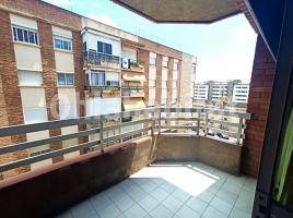 For rent flat, 120 m², near bus and train, Calle de la Muralla