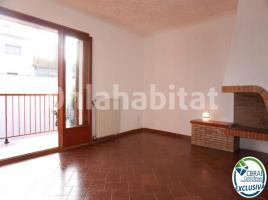 Houses (terraced house), 274 m², Calle Fages de Climent, 7