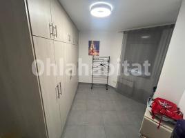 For rent flat, 76 m², almost new, Calle Font del gat