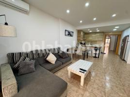Dúplex, 133 m², prop de bus i tren
