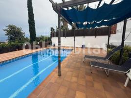 Casa (unifamiliar aïllada), 322 m², Zona