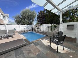 For rent Houses (terraced house), 276 m², almost new