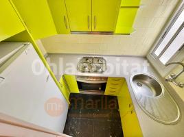 Flat, 67 m², close to bus and metro, Calle de Provençals
